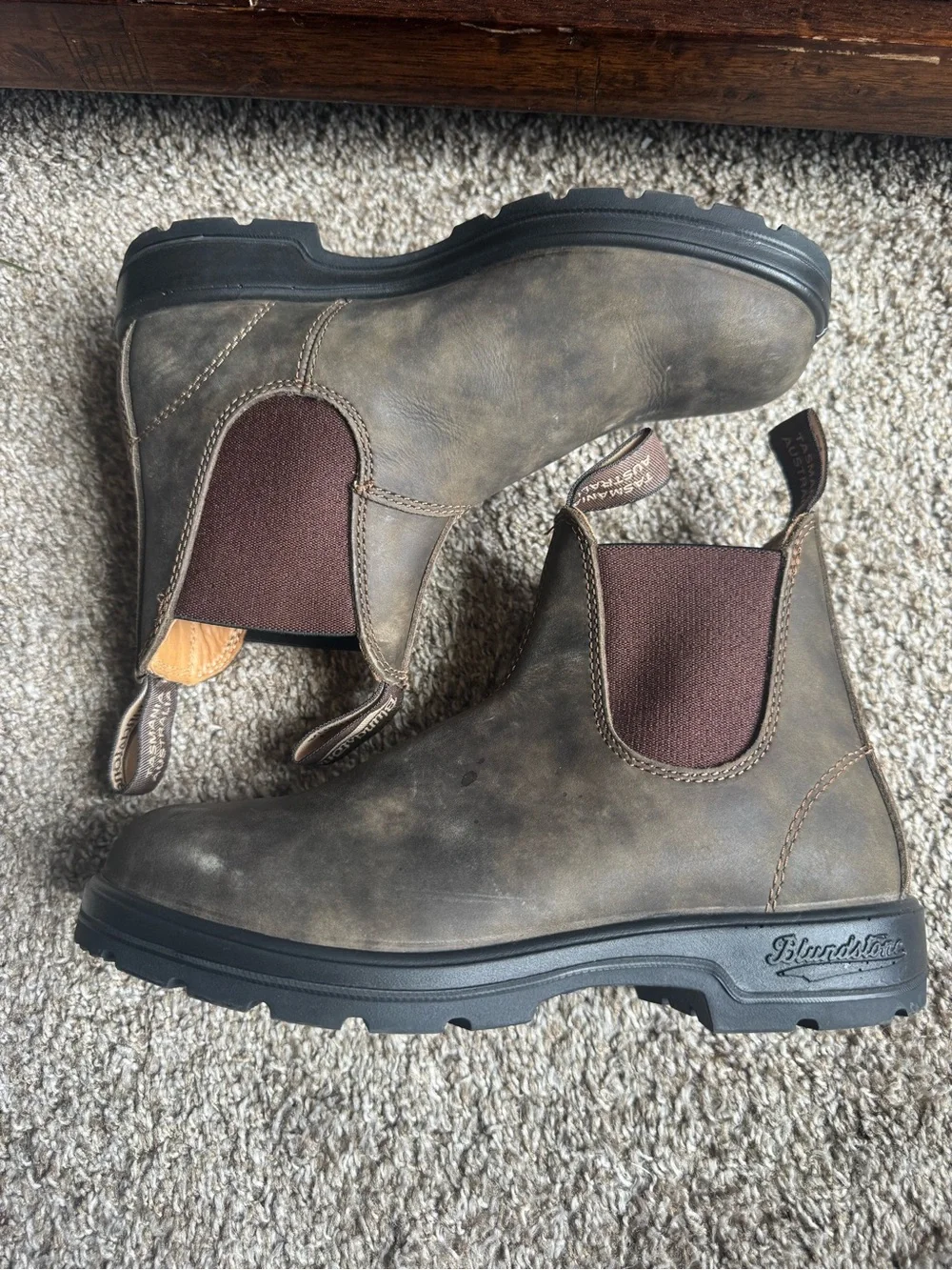 Blundstone 585 Chelsea Boot Rustic Brown Leather Classic Mens Size US 6.5